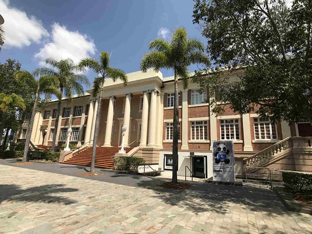 Property, Building, House, Architecture, Home, Town, Estate, Real estate, Mansion, Neighbourhood, Facade, Residential area, Queensland University of Technology, Gardens Point Campus, QUT Gardens Point Campus, UNSW Sydney, University, RMIT University, Gardens Point