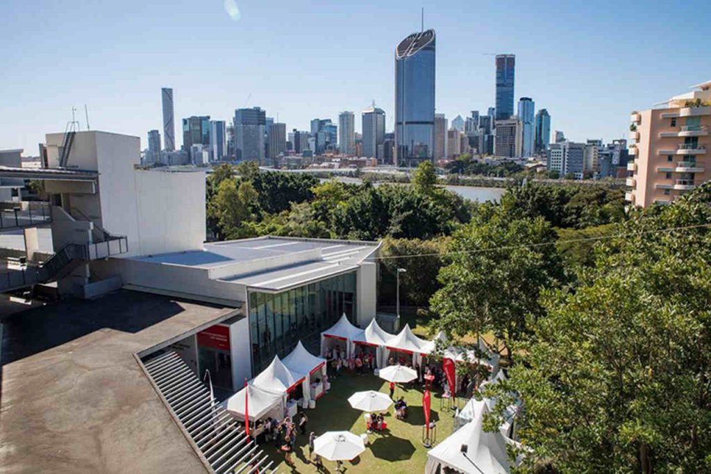 Urban area, Metropolitan area, City, Cityscape, Skyline, Human settlement, Roof, Property, Daytime, Downtown, Building, Skyscraper, Metropolis, Architecture, Tower block, Mixed-use, Real estate, Urban design, Neighbourhood, Condominium, University of Canberra, Griffith College, Mount Gravatt, University, Western Sydney University