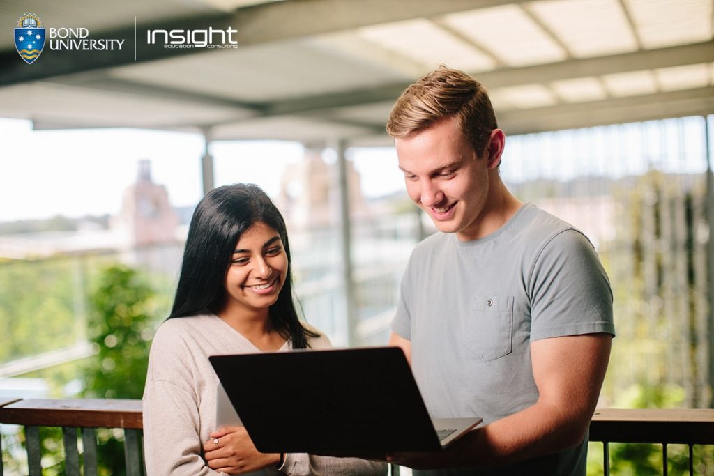 Product, Technology, Electronic device, Fun, Computer, Real estate, Laptop, Leisure, Conversation, White-collar worker, Learning, Student, Smile, Job, Bond University, Bond University