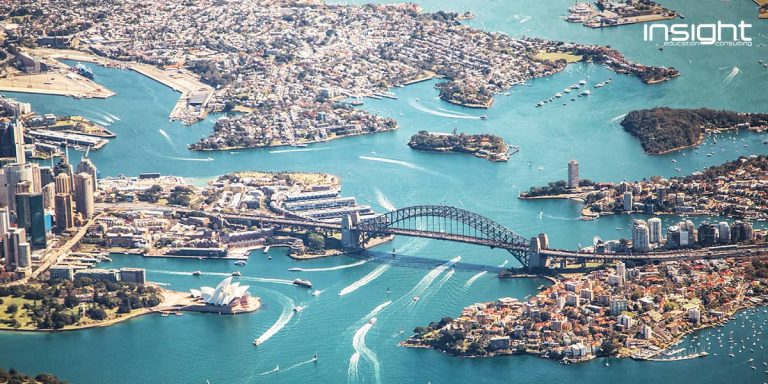 Water resources, Aerial photography, Inlet, Coastal and oceanic landforms, Waterway, Water, Island, Lagoon, Infrastructure, Coast, Bay, Peninsula, Marina, Tourism, Sea, Cove, Channel, River island, Artificial island, Harbor, Travel, Sydney Opera House